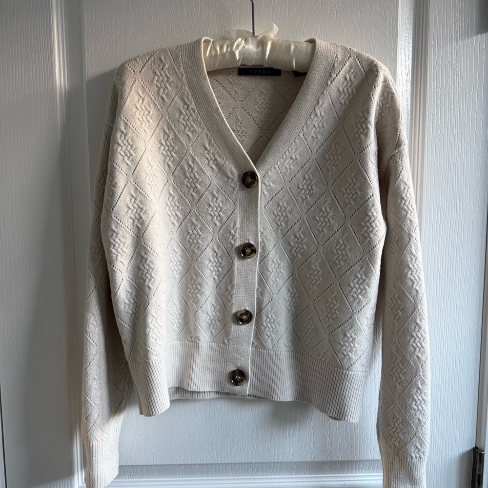 Cyrus Cardigan Sweater Diamond Stitch V-neck Tan/ Cream Size S